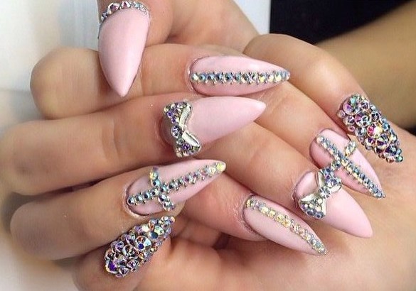Quinceanera Manicures: Do’s & Dont’s for 2016