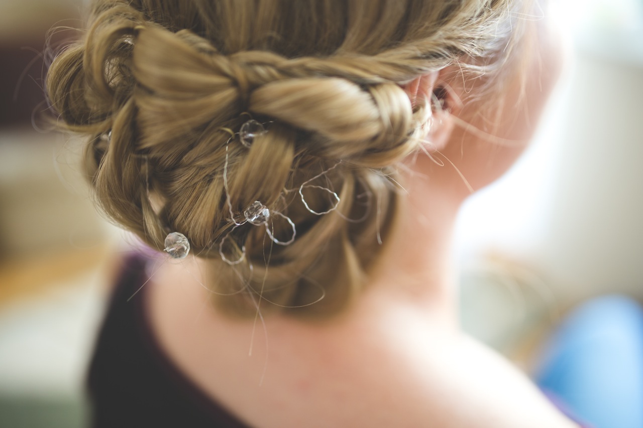 Spin Pin your Way to Gorgeous DIY Quinceanera Hair